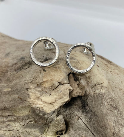 Lined textured open circle studs